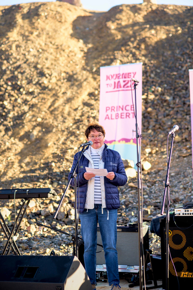 Mayor Jaquet opening the event