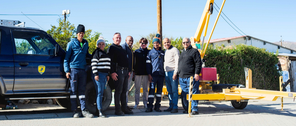 Mayor Jaquet, councillors and the installation team